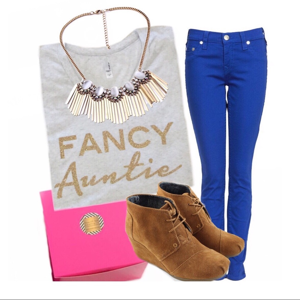Fancy Auntie T-shirt || Aunt Glitter Graphic Tee